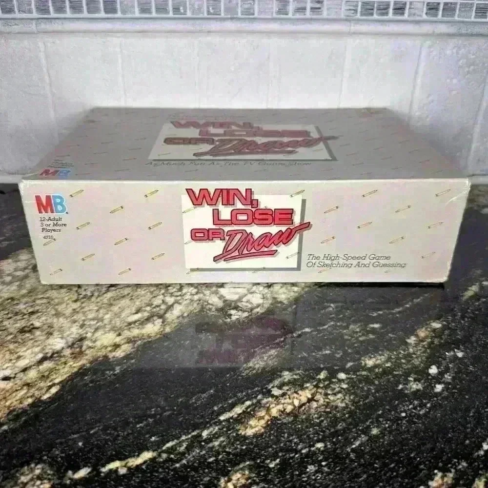 VINTAGE WIN LOSE OR DRAW Board Game Milton Bradley 1987 - Picture 2 of 16